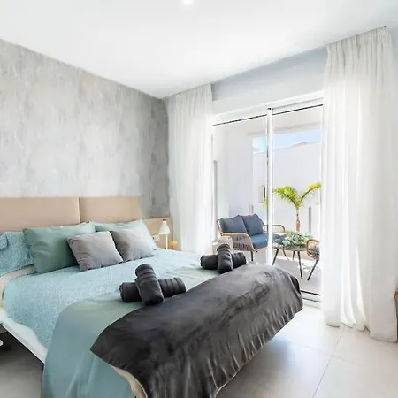 Elements 20 - Luxury